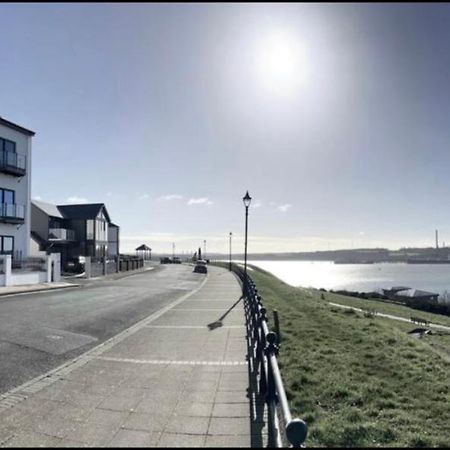 Flat 3, Murray Crescent House Bed and Breakfast Milford Haven Eksteriør billede